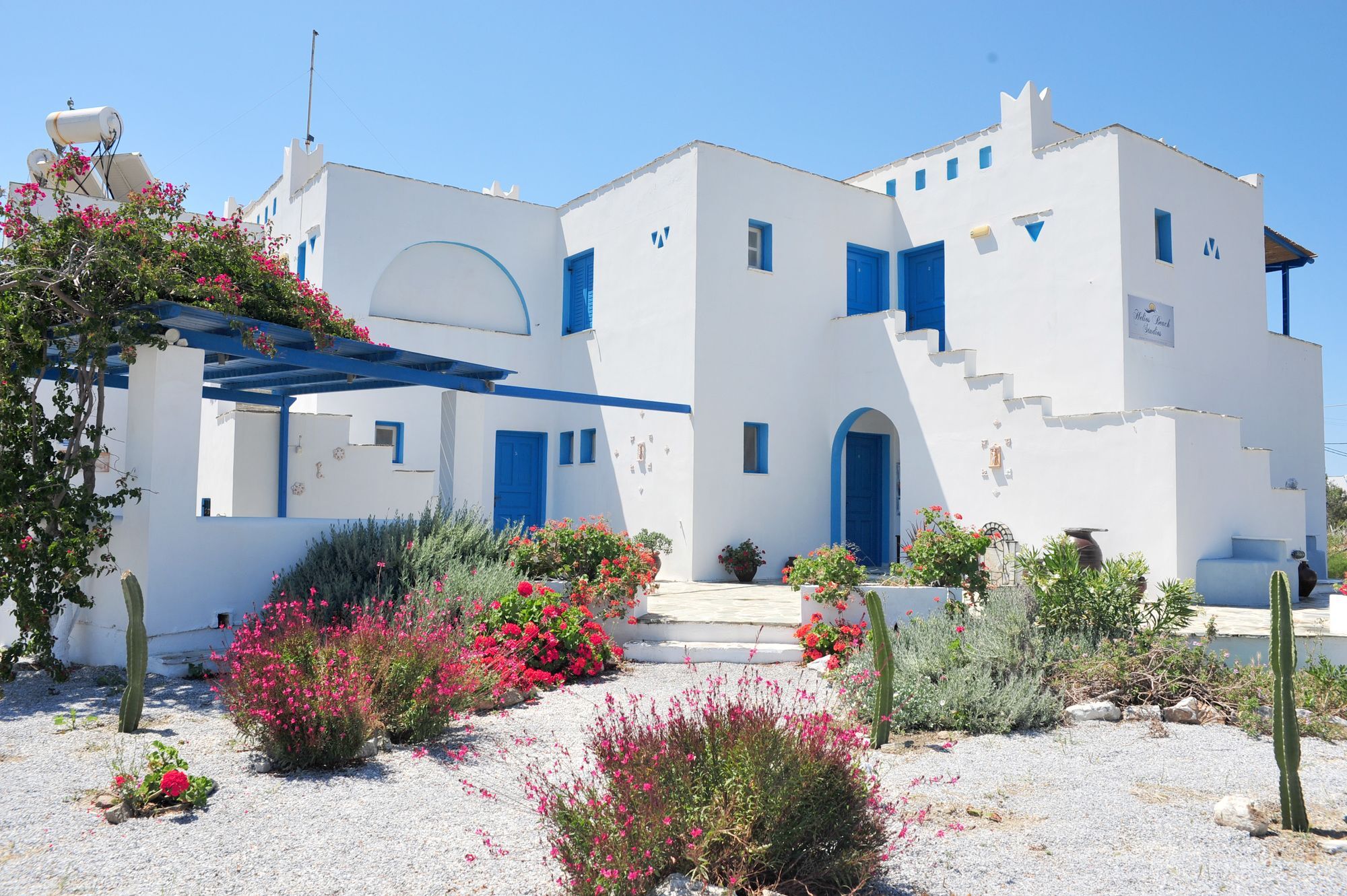 Helios Beach Studios Pláka Екстериор снимка